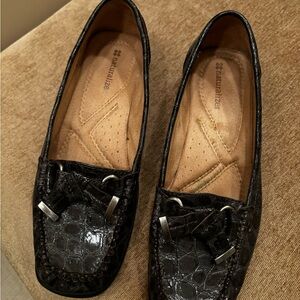 Grey Flats Shiny Croc